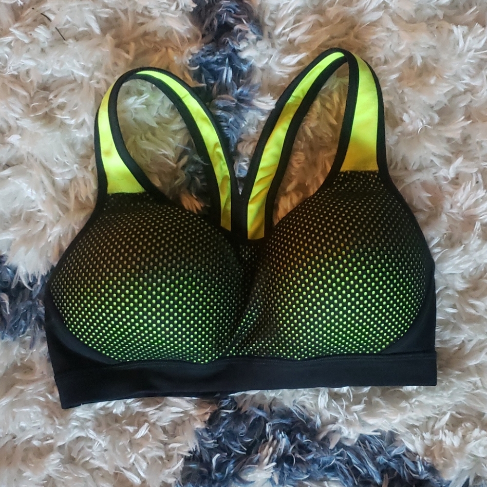 Champion Sports Bra - Picture 2 of 5